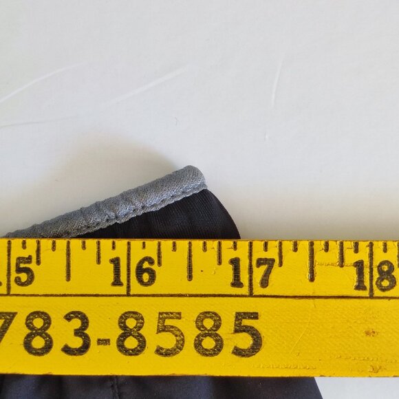 Adidas Supernova athletic short grey with 3 light grey stripes women's size L - Picture 10 of 12